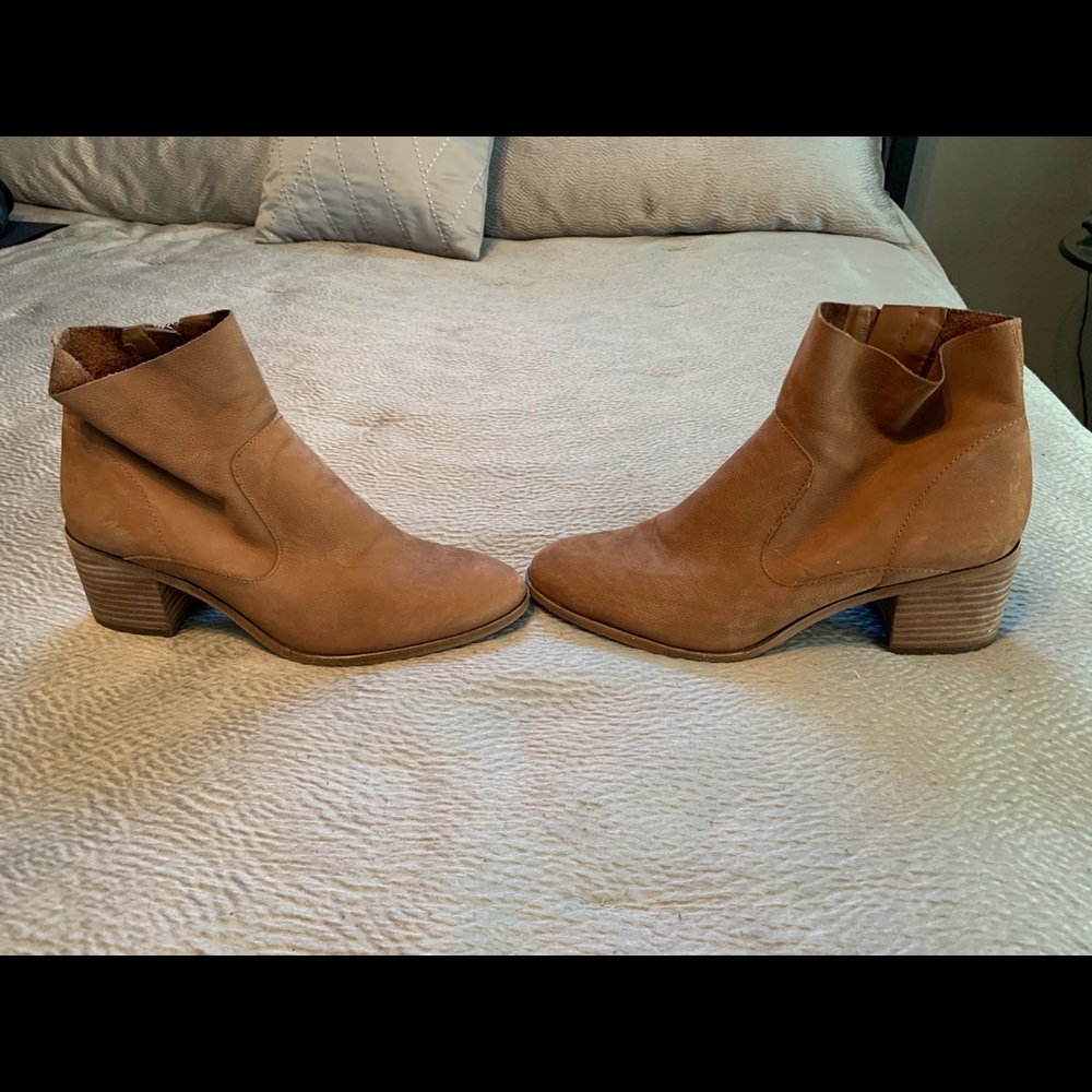 Gianni Bini Boots
